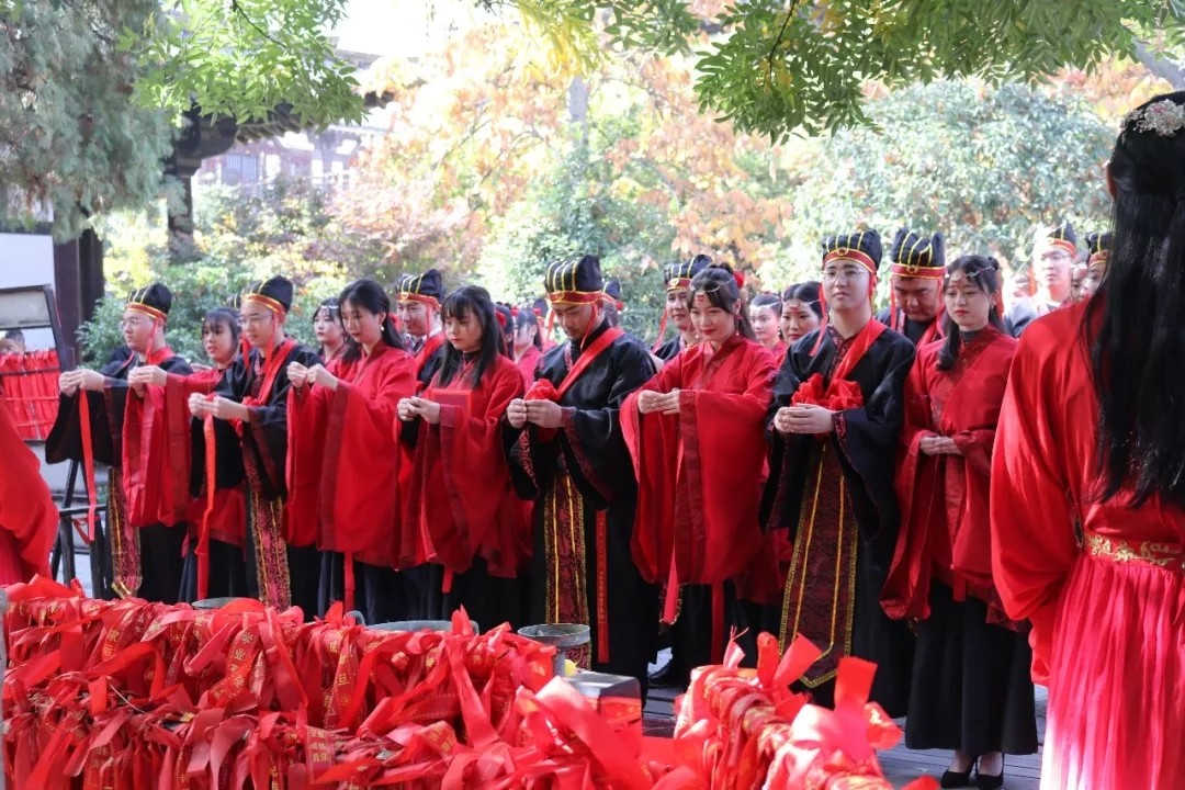 爱在古城,情定西楚,千年楚礼传颂古今爱情(图2) 爱在古城,情定西楚,千年楚礼传颂古今爱情(图2)