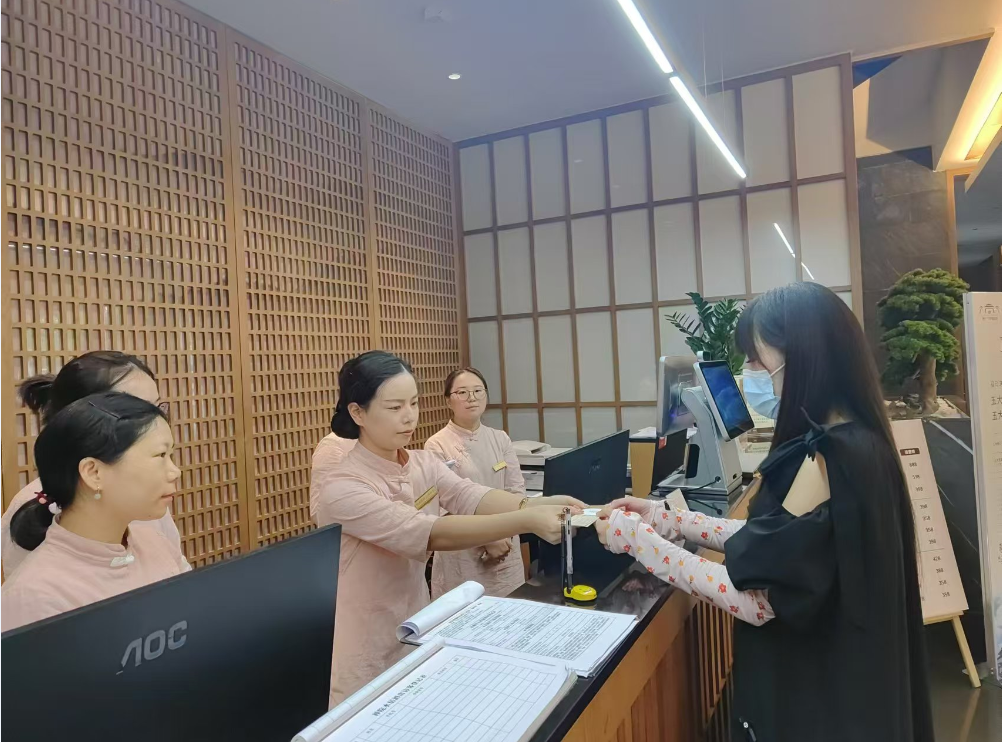 夯实基础 蓄力前行!——酒店管理部开展服务技能培训(图1) 夯实基础 蓄力前行!——酒店管理部开展服务技能培训(图1)
