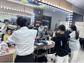 项王故里景区开展演出装造提升(图1) 项王故里景区开展演出装造提升(图1)